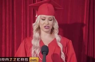 На выпускной студентка трахнула своего преподавателя