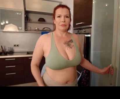 По ошибке съел виагру и пришлось обращаться к мачехи