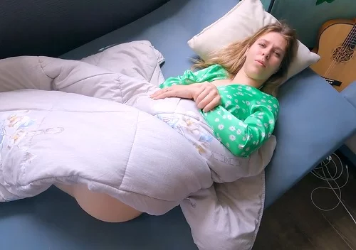 Вместо мамы, обнаружил пьяную мамину подругу