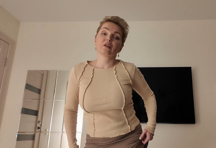 У мамки друга жесткий недотрах, и она не отказалась от секса с другом сына